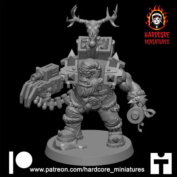 Christmas Big Boss Ork | Festive Sci-Fi Wargaming Miniature | Hardcore Miniatures