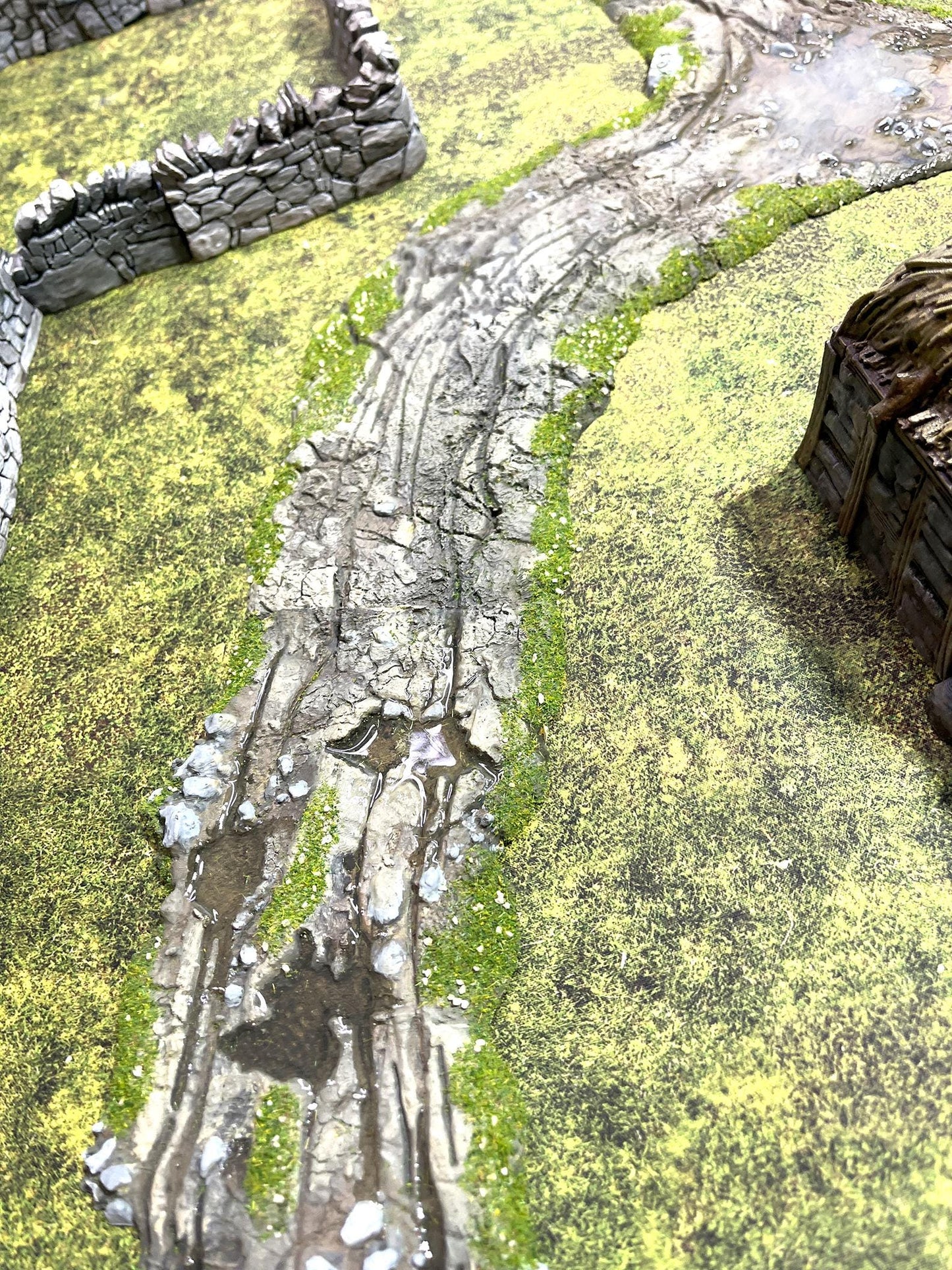 Modular Road Sections | WW1 WW2 Fantasy & Sci-Fi Wargaming Terrain | MTG Terrain & Scenery