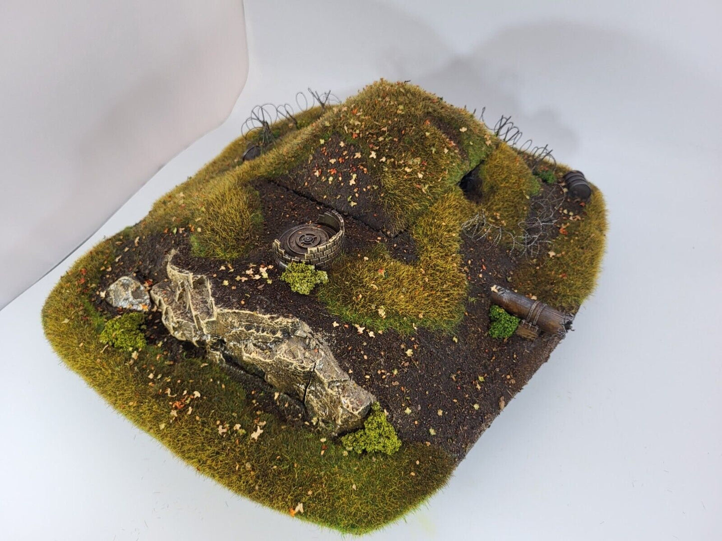 Hills with Fortifications for Modern & Sci-fi Wargaming