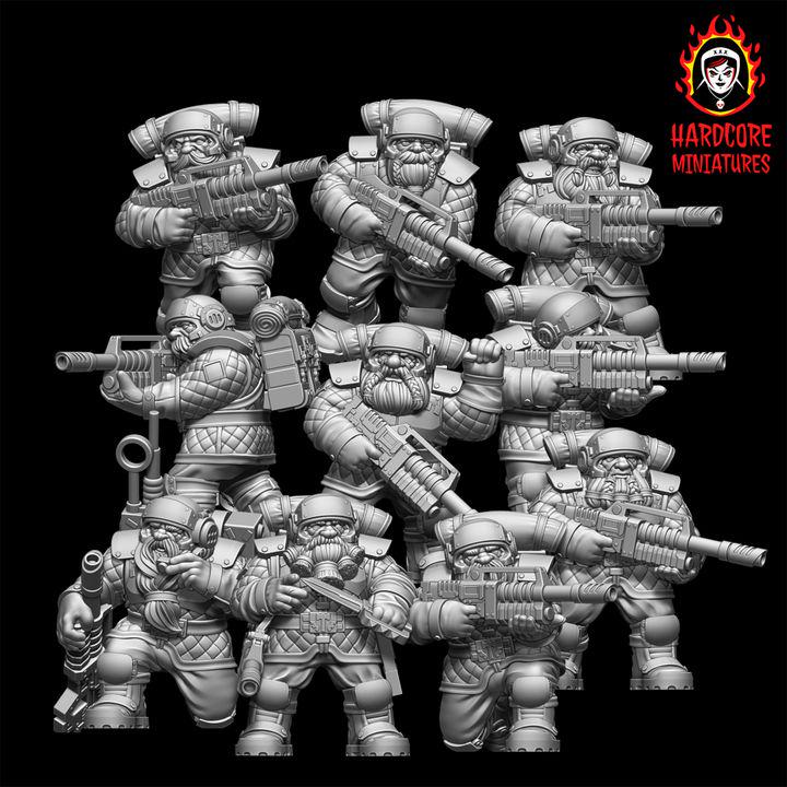 Retro Space Dwarf Veterans Squad | 20 Elite Troopers with Lasguns | Hardcore Miniatures